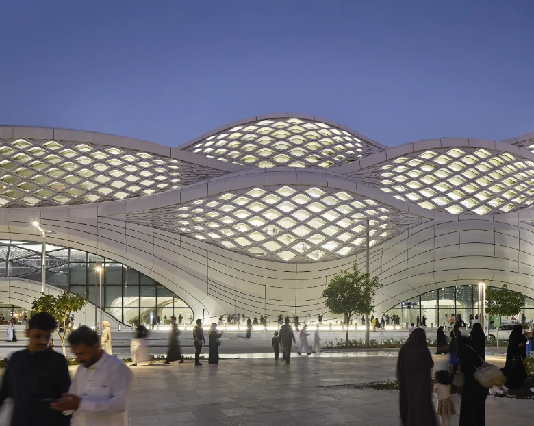 5 zaha hadid kafd metro station hufton+crow