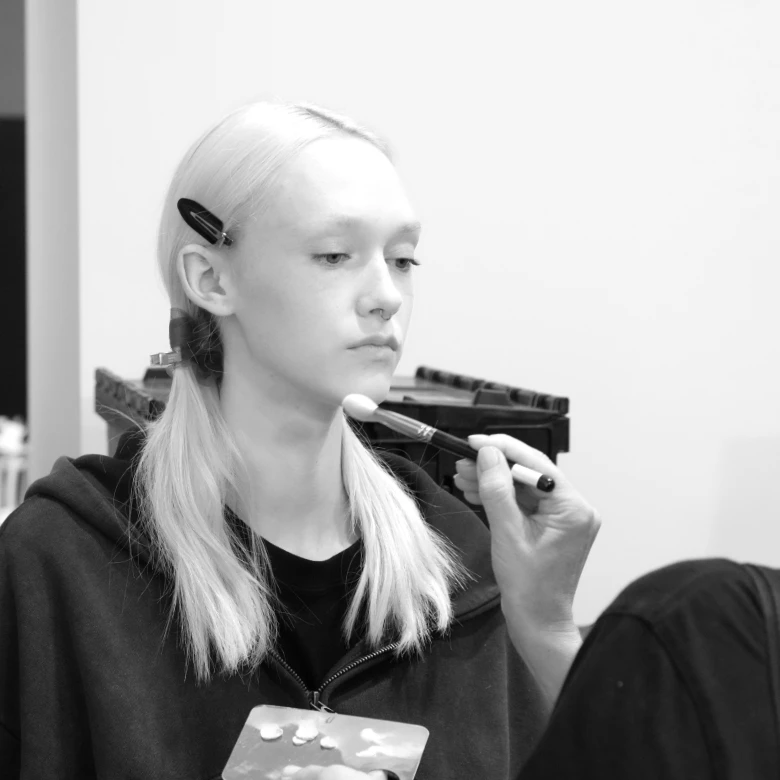 akris ss2026 backstage 20