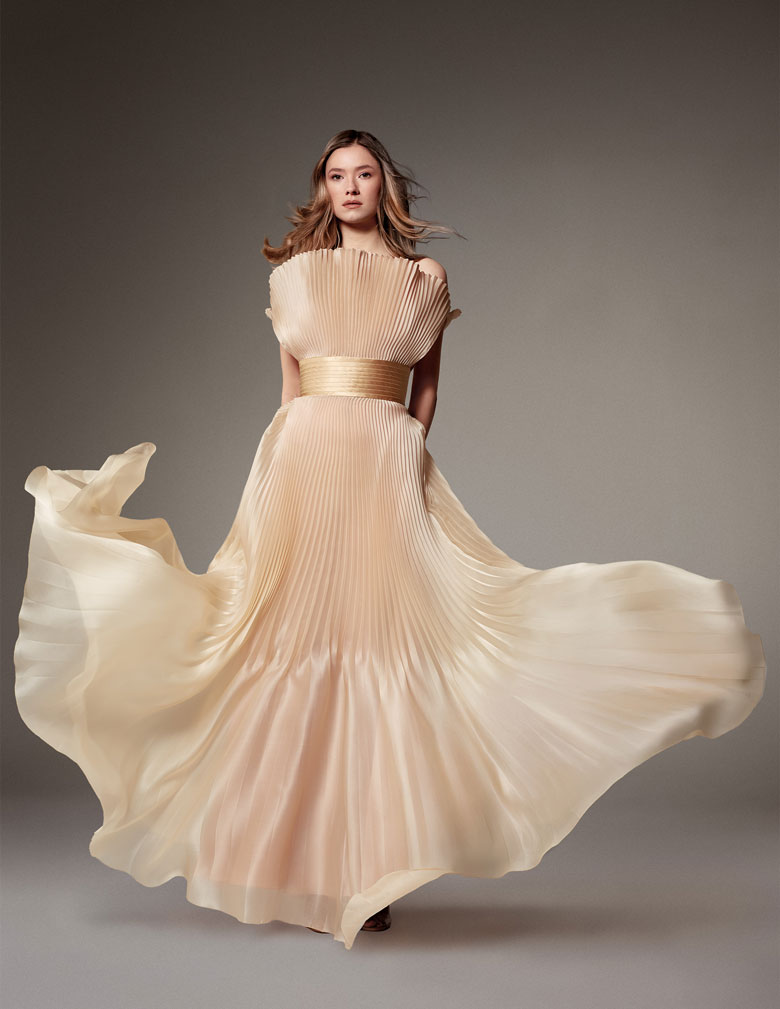 alexis mabille hc ss 2025 zita dhauteville 11