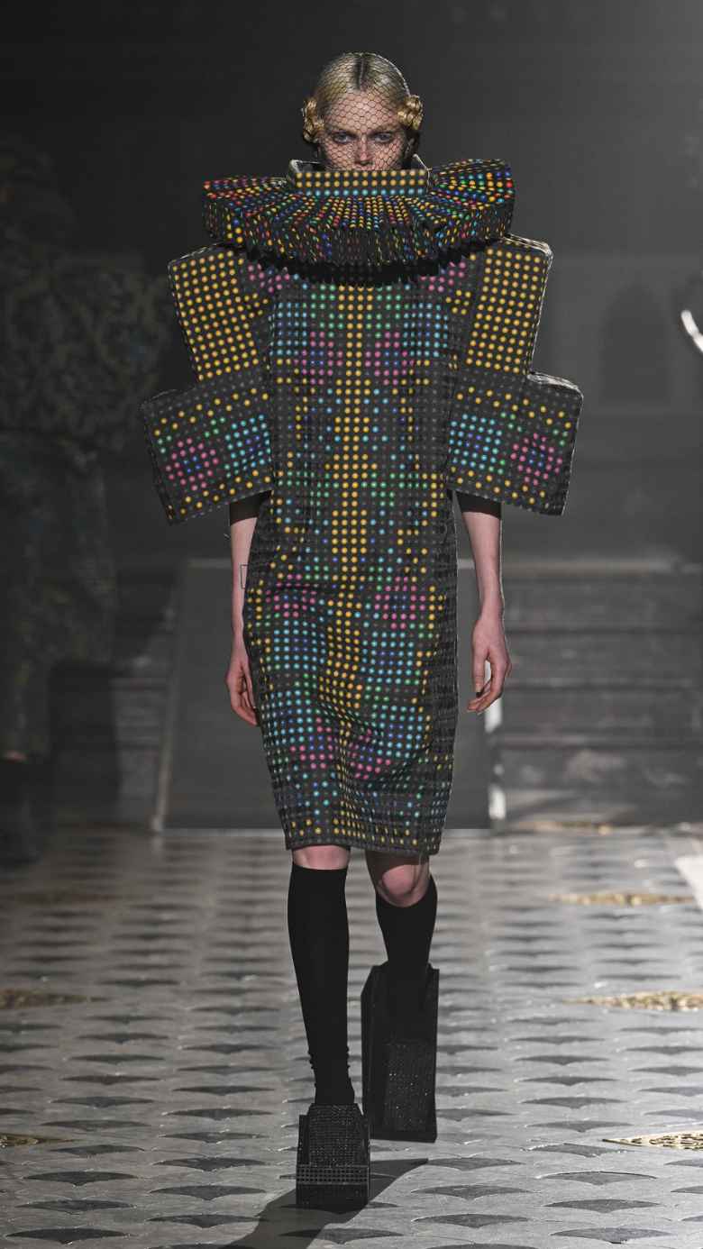 anrealage fw 2025 look 07