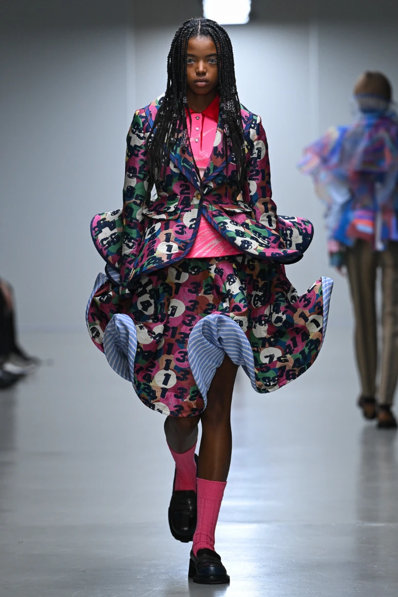 anrealage ss 2026 paris fashion week look 14
