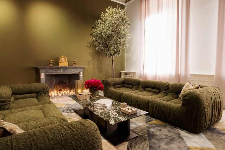 elie saab maison mascagni sofa 1