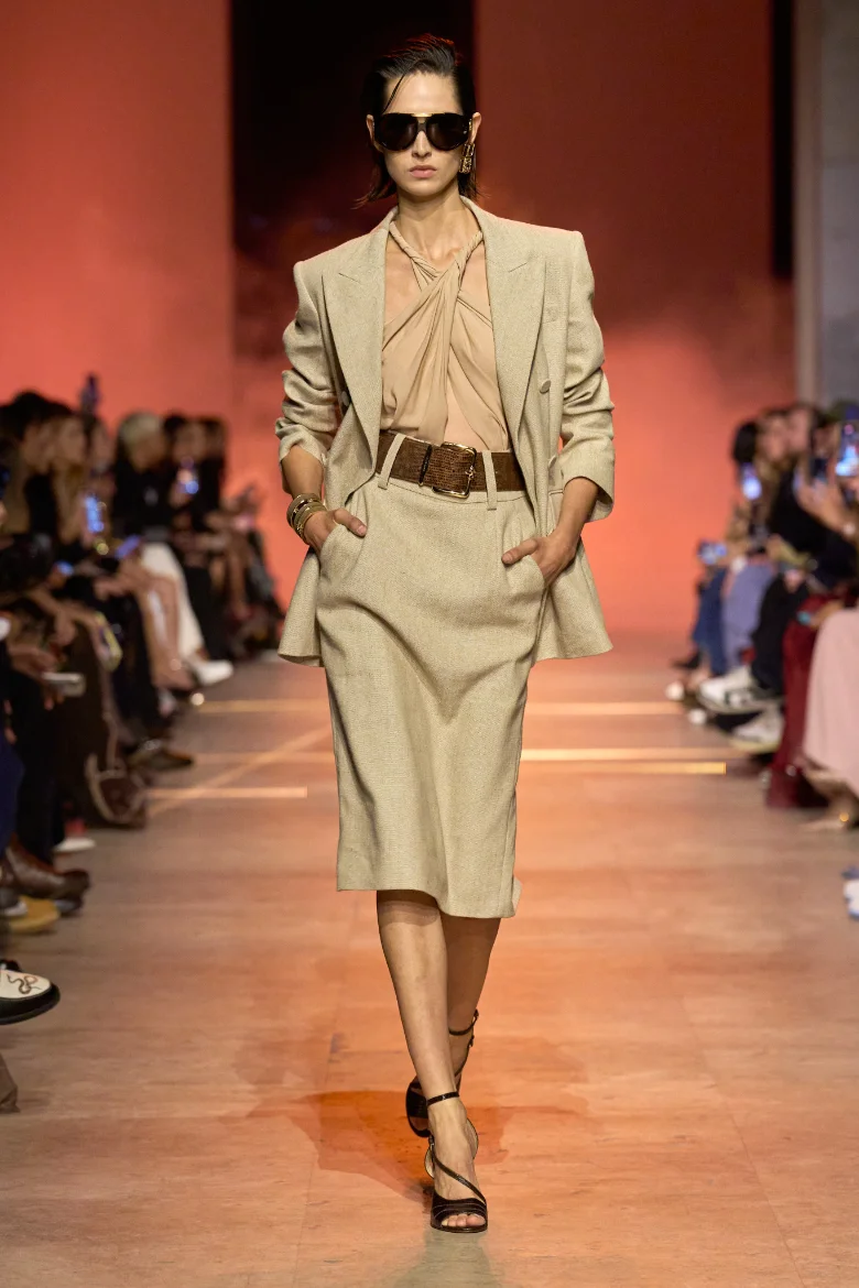 elie saab ss2026 paris fashion week look 13