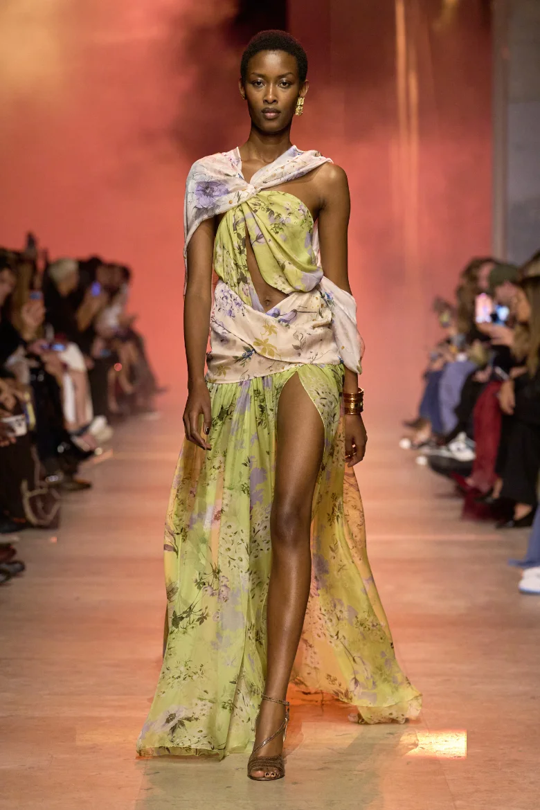 elie saab ss2026 paris fashion week look 35