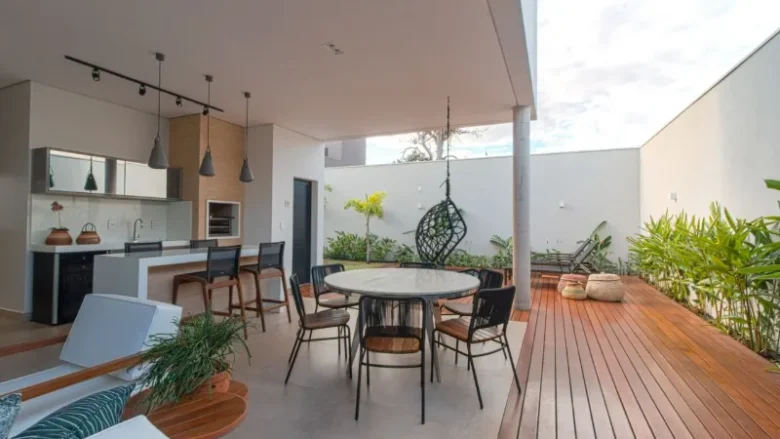 indoor outdoor living spaces