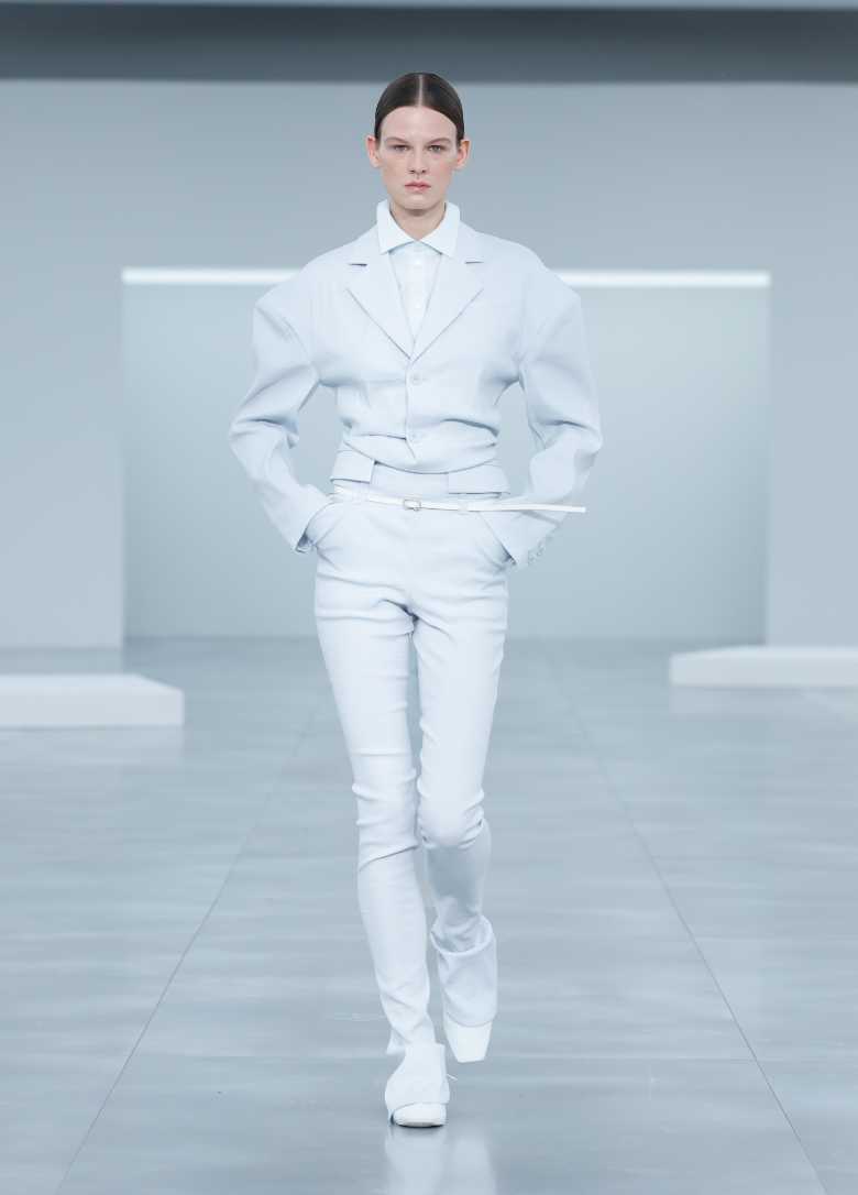 issey miyake fw 25 look 16