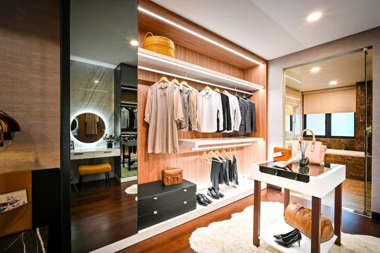 luxury walk in closets
