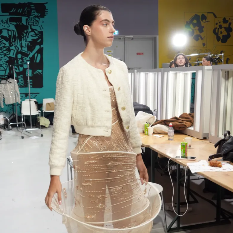 phan huy hc fw 2025 26 backstage 1