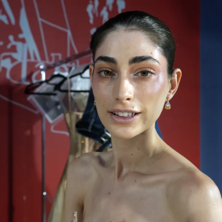 phan huy hc fw 2025 26 backstage 12