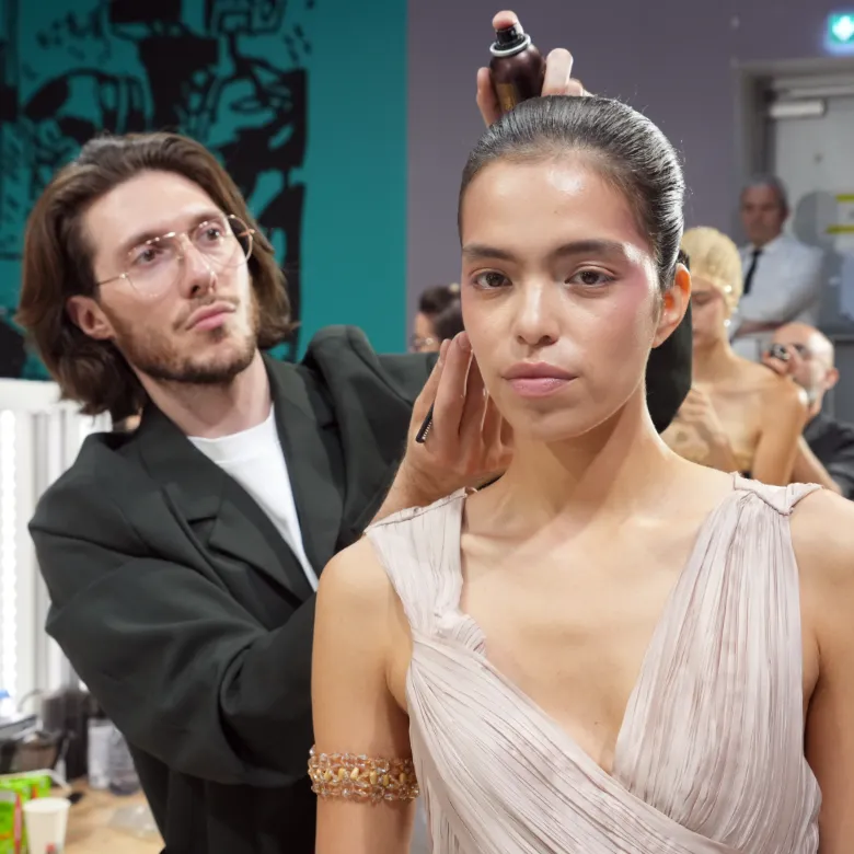 phan huy hc fw 2025 26 backstage 16