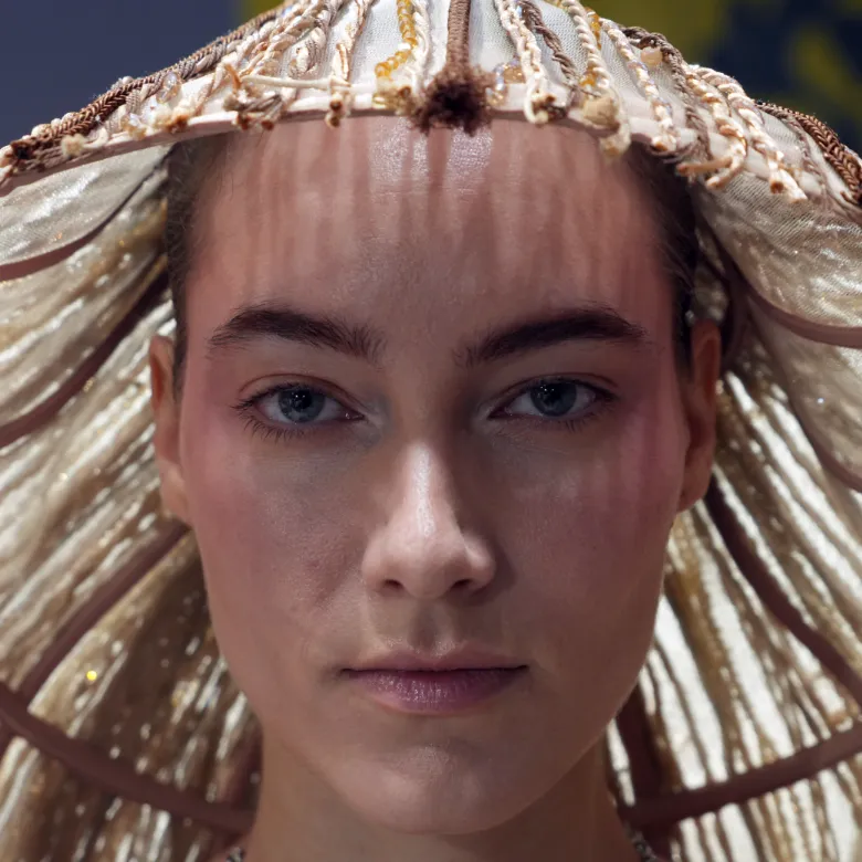 phan huy hc fw 2025 26 backstage 18