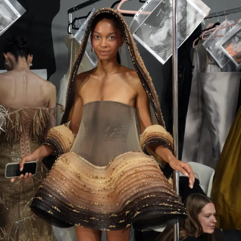 phan huy hc fw 2025 26 backstage 29