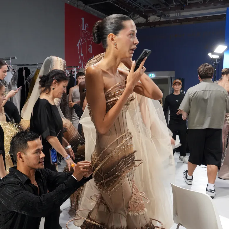 phan huy hc fw 2025 26 backstage 4