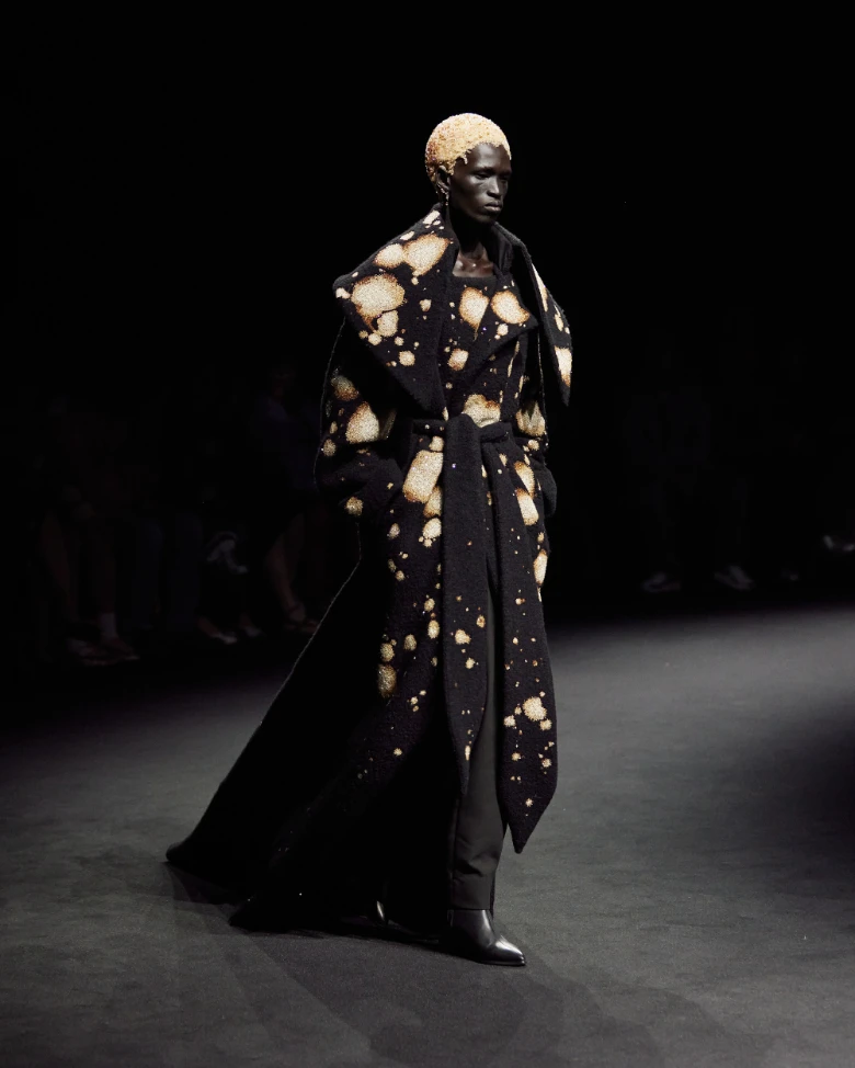 robert wun haute couture fall winter 2025-2026 look 12
