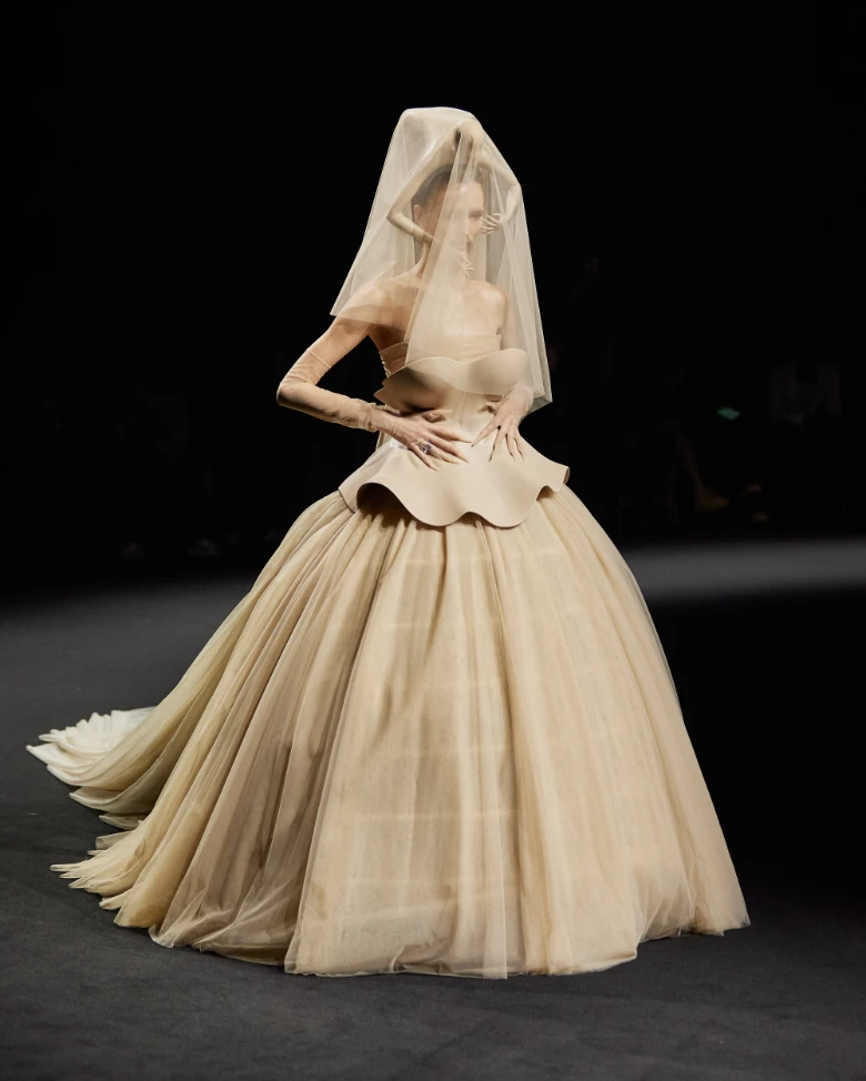 robert wun haute couture fall winter 2025-2026 look 25