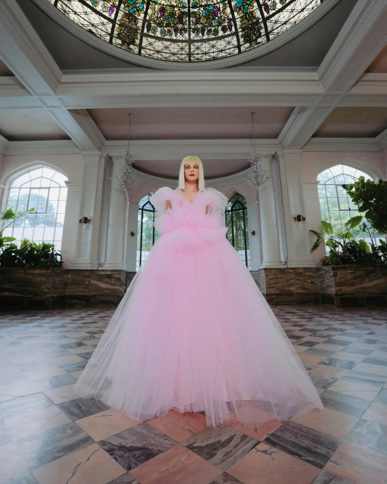 rvng bloom ss 2026 jessica stam look 14