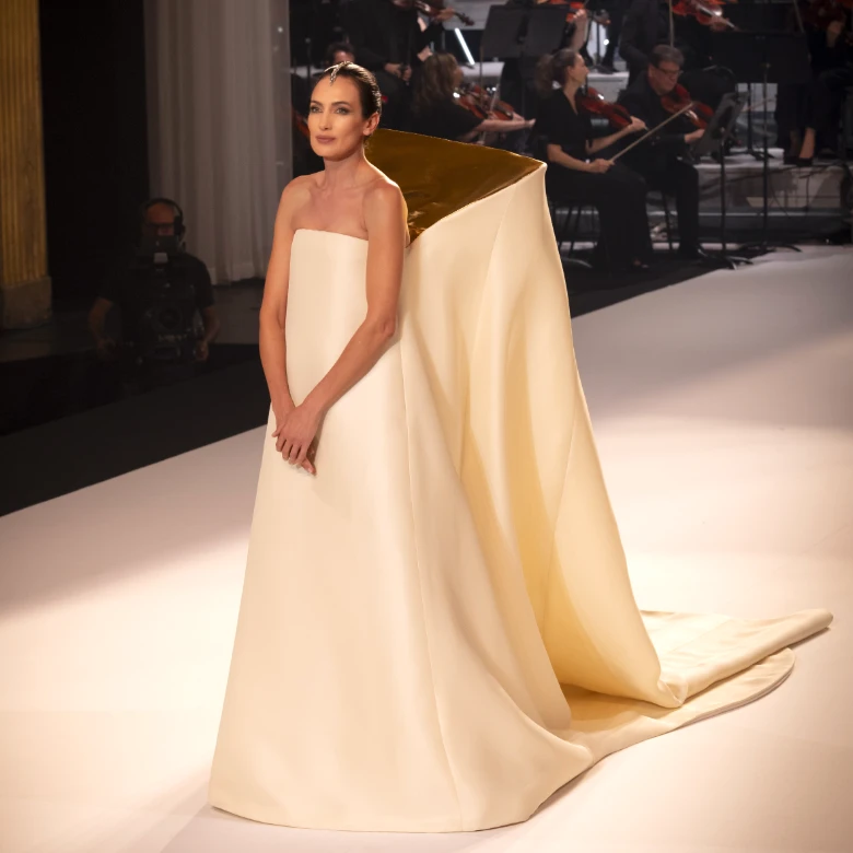 stephane rolland haute coutura paris fall winter 2025-2026 look 32