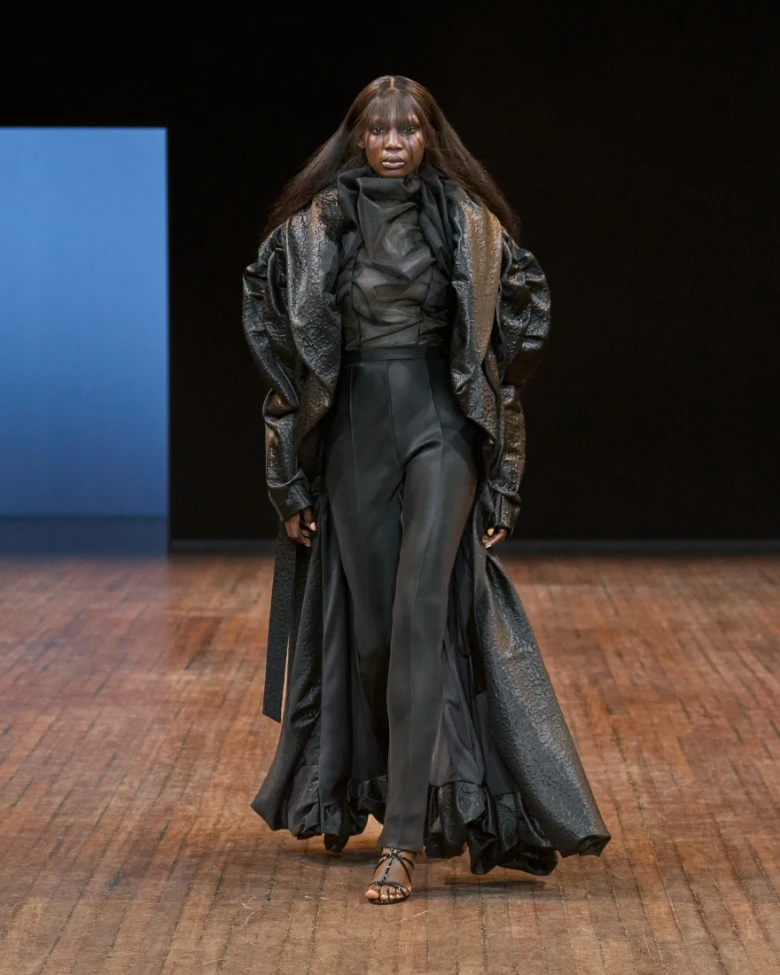 viktor and rolf haute couture paris fall winter 2025-2026 look 8