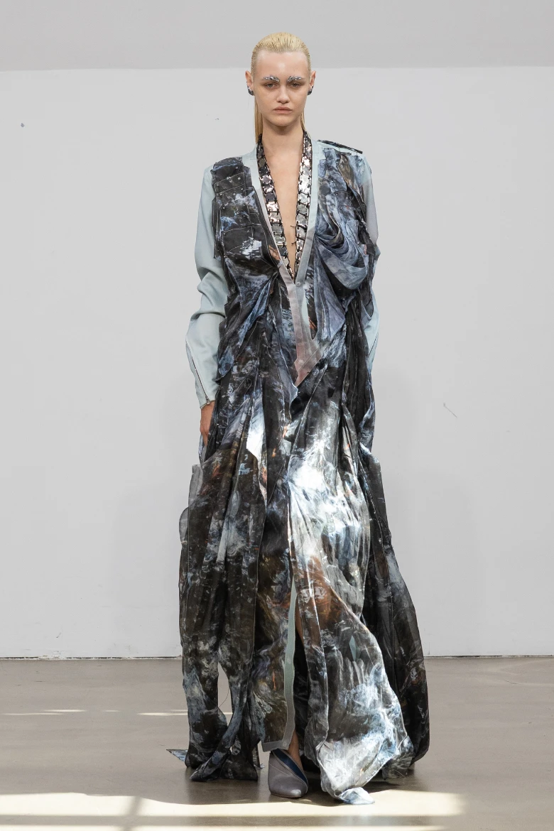 yuima nakazato haute couture paris fall winter 2025-2026 look 16