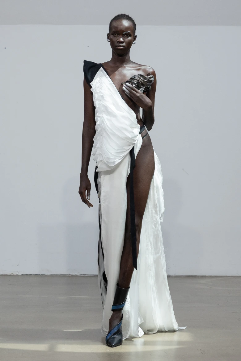 yuima nakazato haute couture paris fall winter 2025-2026 look 21